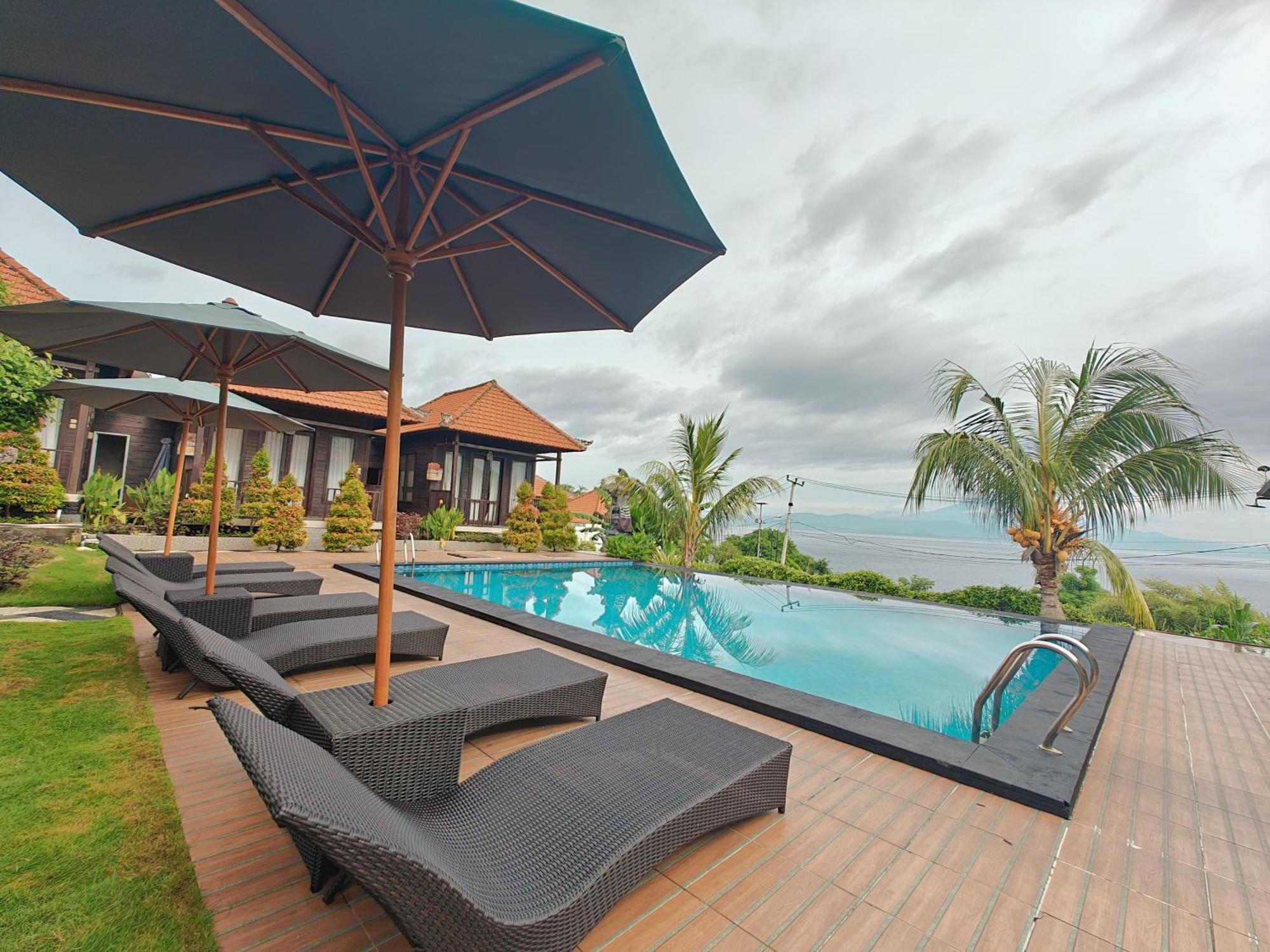 Nusa Sedayu Hotel By Ocean View Batununggul Kültér fotó