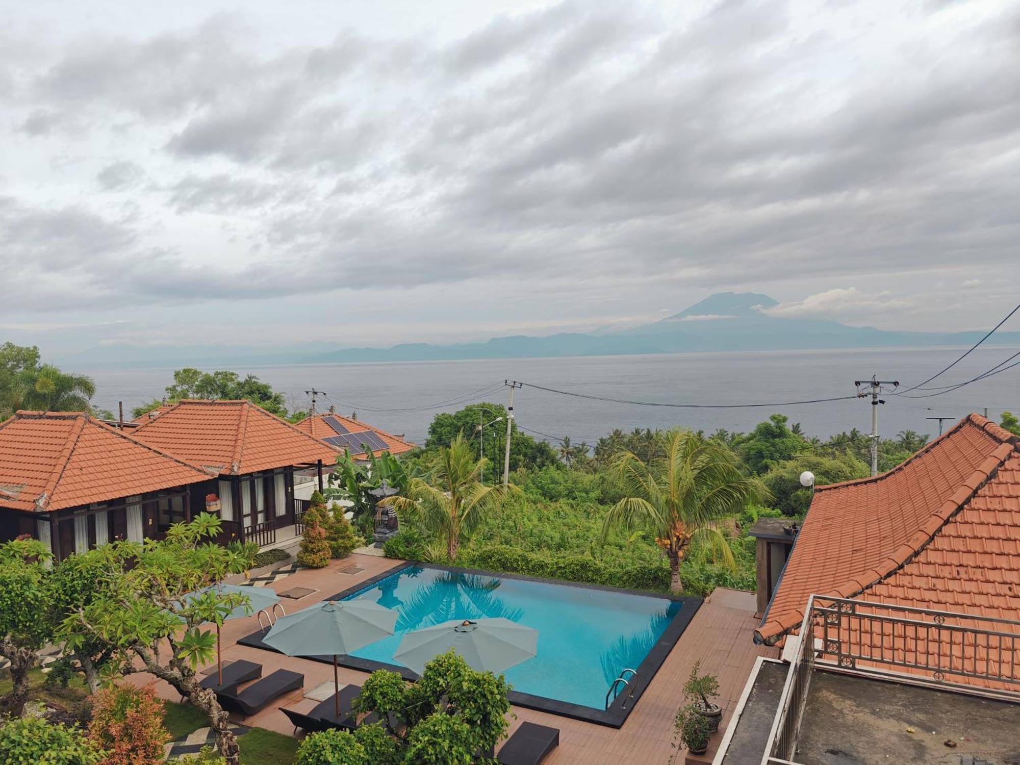 Nusa Sedayu Hotel By Ocean View Batununggul Kültér fotó