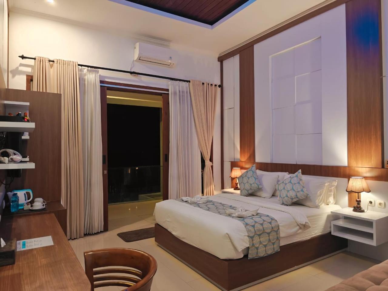 Nusa Sedayu Hotel By Ocean View Batununggul Kültér fotó