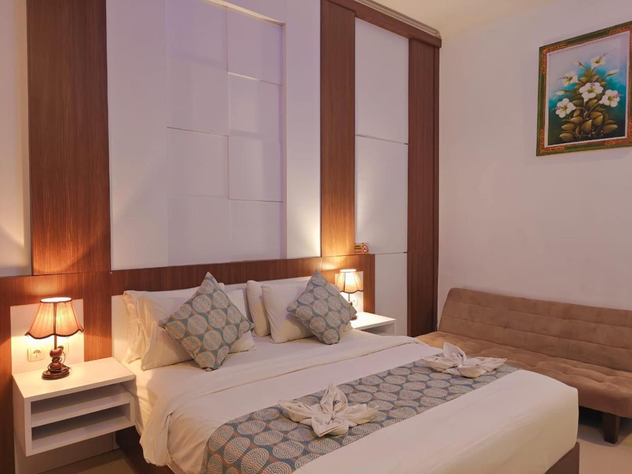 Nusa Sedayu Hotel By Ocean View Batununggul Kültér fotó
