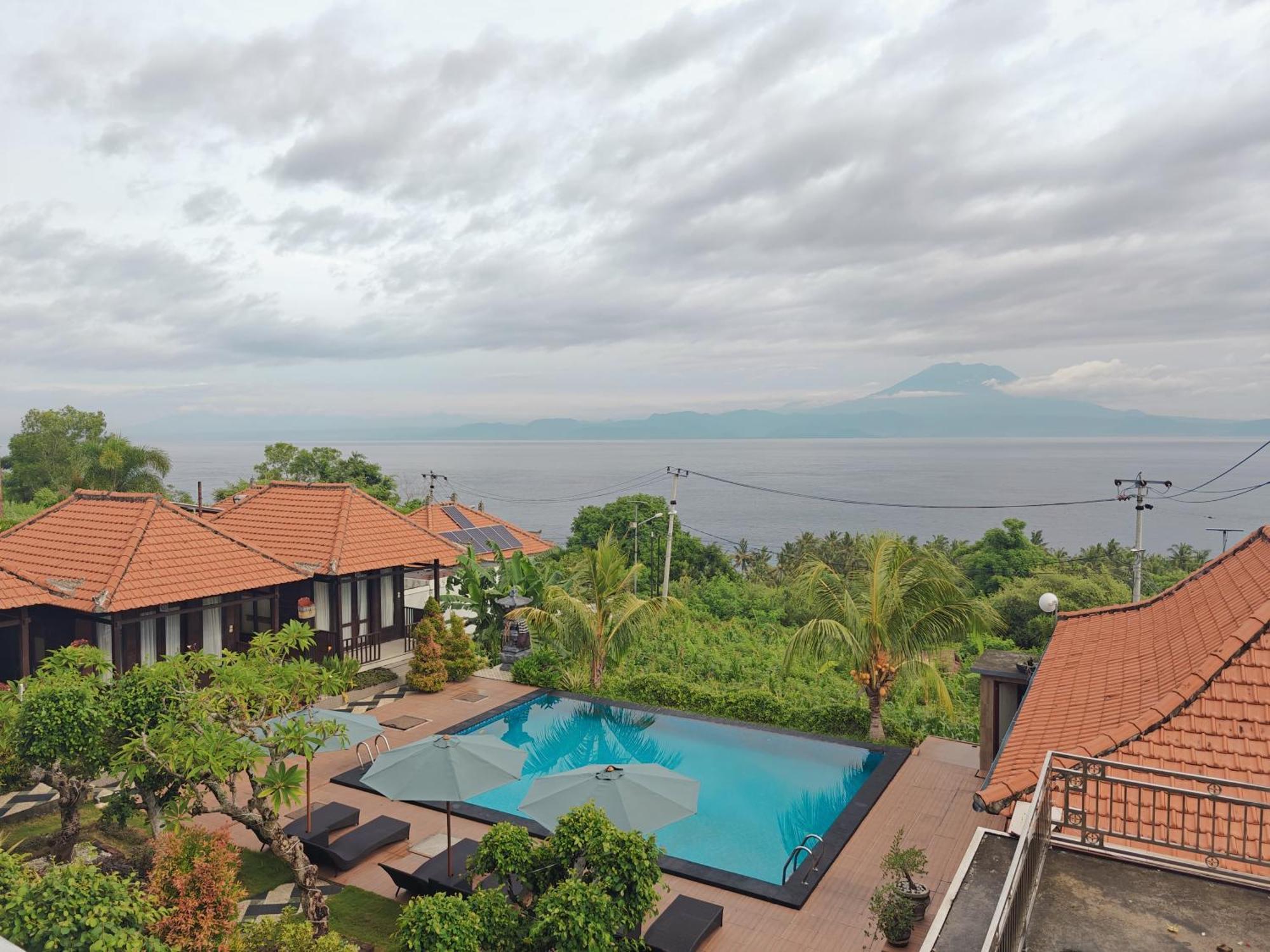 Nusa Sedayu Hotel By Ocean View Batununggul Kültér fotó