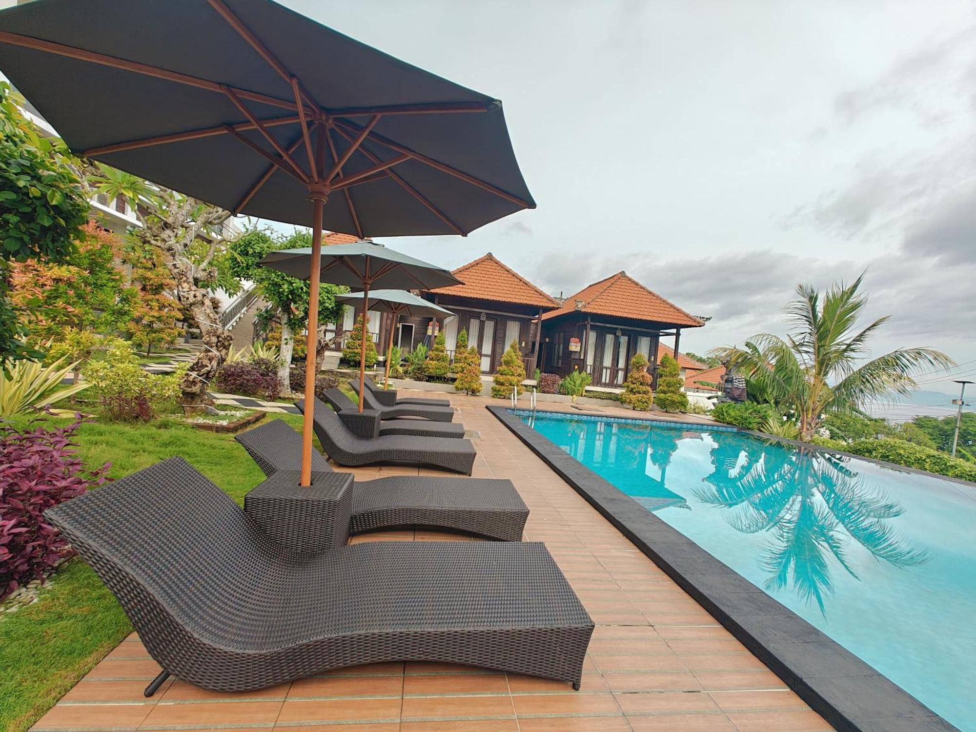 Nusa Sedayu Hotel By Ocean View Batununggul Kültér fotó
