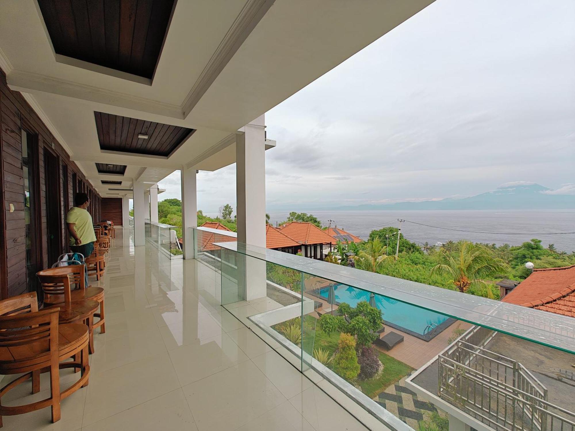 Nusa Sedayu Hotel By Ocean View Batununggul Kültér fotó