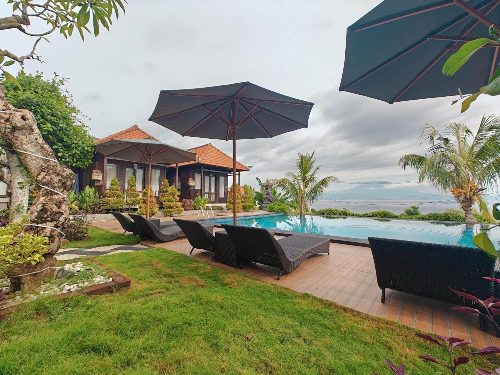 Nusa Sedayu Hotel By Ocean View Batununggul Kültér fotó