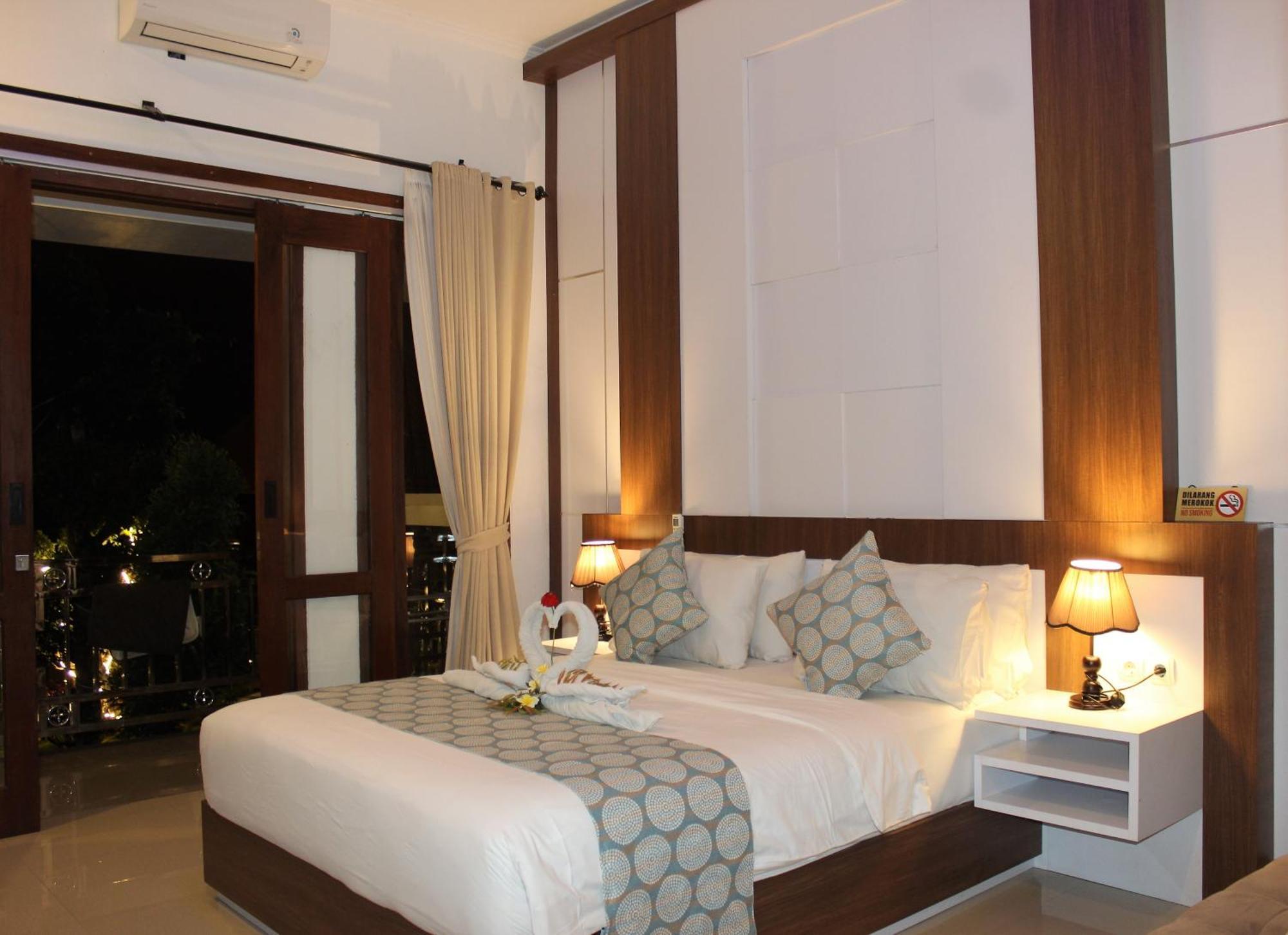 Nusa Sedayu Hotel By Ocean View Batununggul Kültér fotó