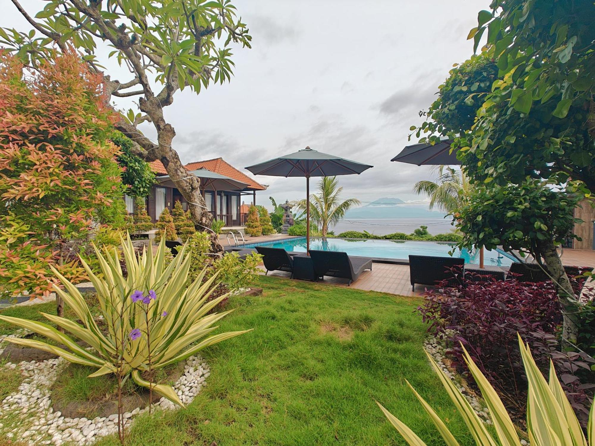 Nusa Sedayu Hotel By Ocean View Batununggul Kültér fotó